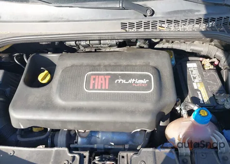 2014 Fiat 500L Trekking из США, поврежденный, VIN ZFBCFADH7EZ013450